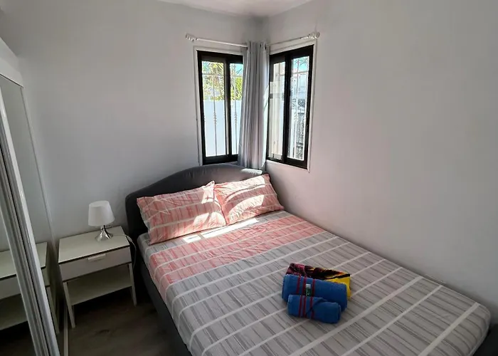 Sole# Luxury Amarilla Golf