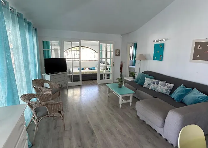 فيلة Sole# Luxury Amarilla Golf